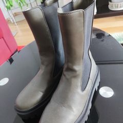 Brand New Green Boots (Brand New!)