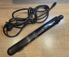 Hair straightner (read)