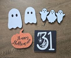 Wooden Halloween decor