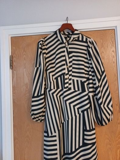 F&F Dress. S.14.  New-No Tag.