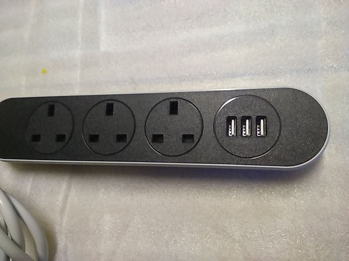 13A Anti-Static Power Extension Socket (3 x 13Amp sockets) with USB Power Port (3 x USB ports)..Postage Included