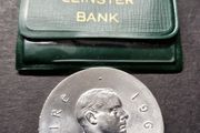 Silver Padraig Pearse 10 Shilling 1966 UNC coin in Munster and Leinster holder