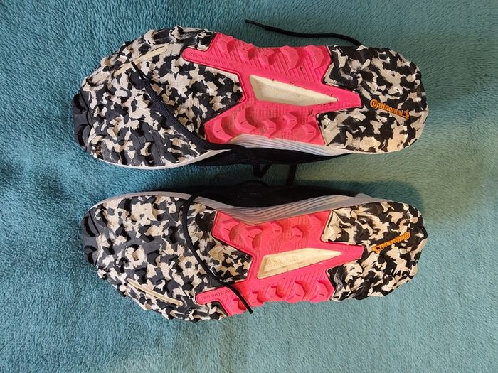 Adidas Terrex 320 Size UK10 1/2