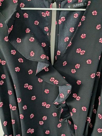 Floral Sleeveless Jumpsuit Size 10 (Dunnes)