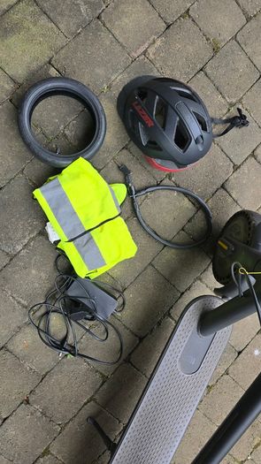 Xiaomi Mi Electric Scooter, Helmet, Spare Tyre and Hi-Vis Vest 180 euro