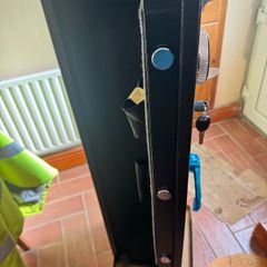 Gun safe
