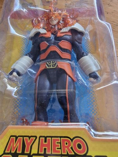 BRAND NEW My Hero Academia 12.7cm Endeavor Action Figure