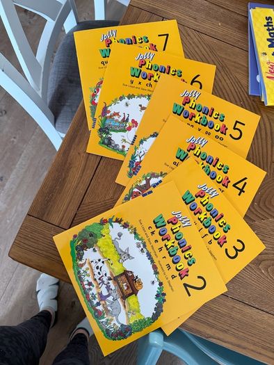 Jollyphonics workbooks