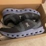 trainers ON Cloudgo Image 2