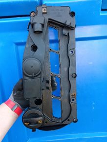 audi a4 b8 2.0tdi rocker cam cover