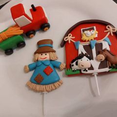 Tractor Scarecrow Barn with Animals Cake Decorations