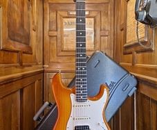 Fender AM Performer Stratocaster 2021