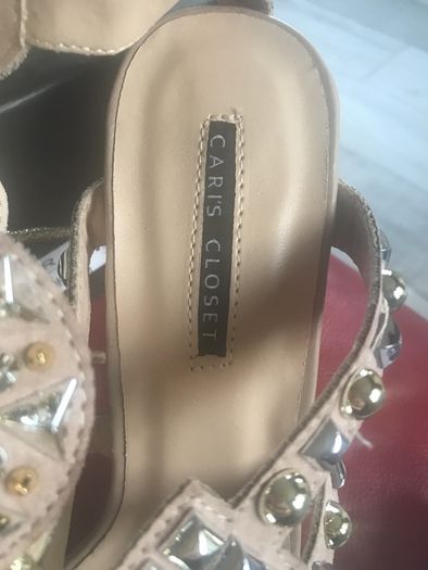 Shoe