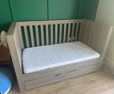 mamas and papas cot bed