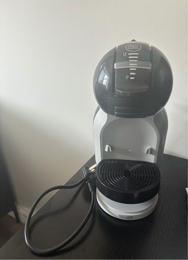 NESCAFE Dolce Gusto Coffee Machine
