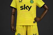 Irish goalkeeper kids soccer kit shirt and shorts