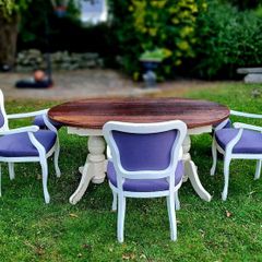 Kitchen table, chairs and bench