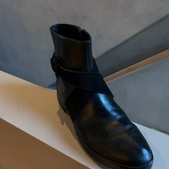 Ecco Chelsea boots