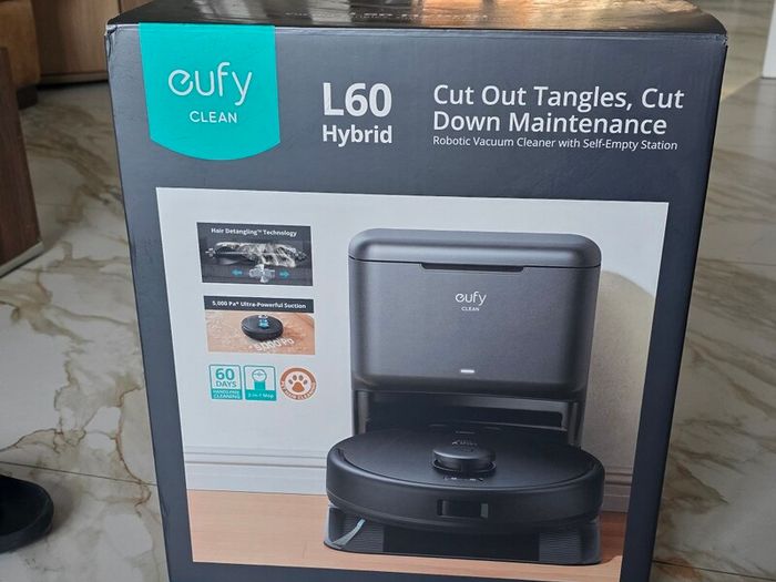 Eufy L60 Hybrid 2 in 1 Vaccum cleaner and Mop