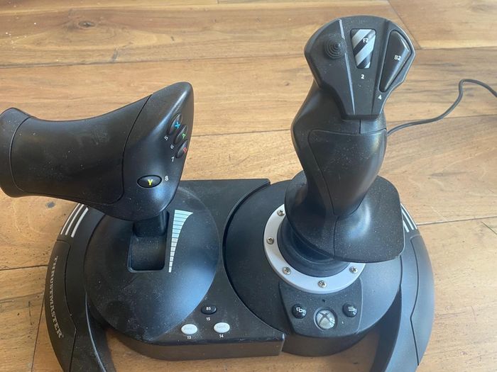 Thrustmaster T.Flight Hotas One