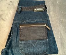 DIESEL Women's Jeans DIDDLY - Sample - Rare Size 28 x 31 - Made in Italy