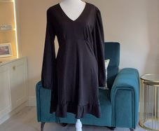 Ladies Black Long-Sleeved Dress from Primark Size Medium UK 12-14 / EU 40-42