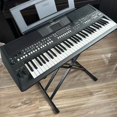 Yamaha PSR-SX600 Keyboard