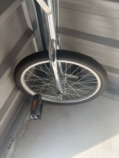Unicycle