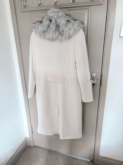 New with tags white snow queen coat from river island size 10