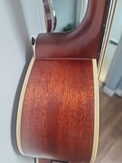 Vintage VCB430N Acoustic Bass