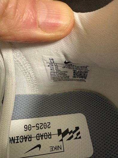 Nike zoom fly running shoes