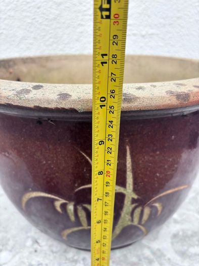 Wide garden pot