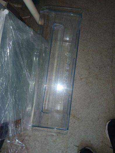 20 fridge shelves lot