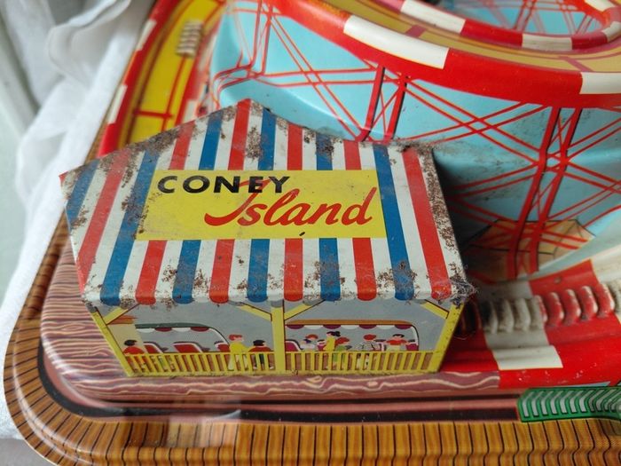 Vintage Technofix Coney Island Wind Up Carnival Ride