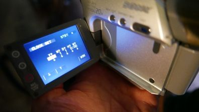 Sony Digital HandyCam DCR-HC22E MiniDV Camcorder Video Camera NTSC Japan silver