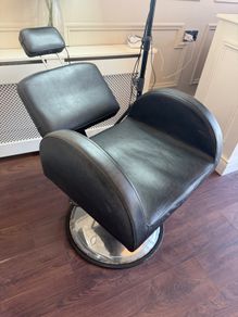 Beauty chair