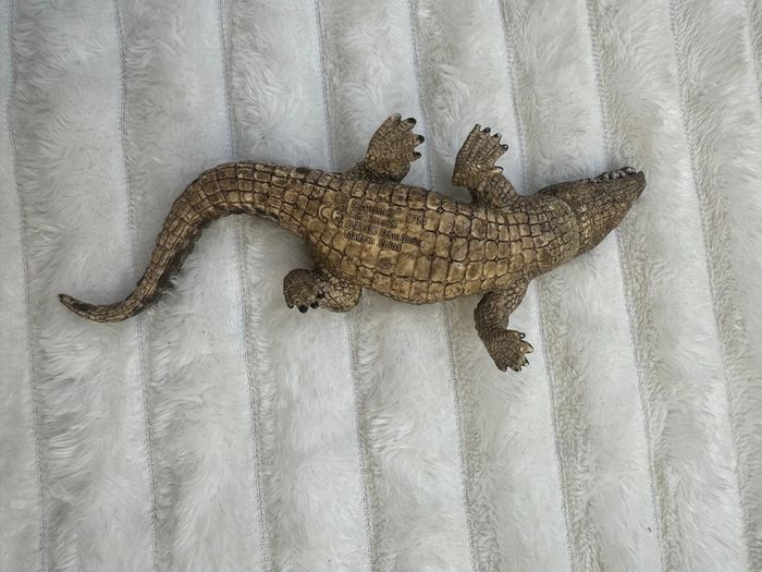 Schleich Alligator Crocodile Moveable Jaw D-73527 Used Please see photos