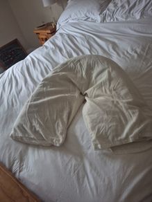 v shaped pillow