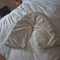 v shaped pillow