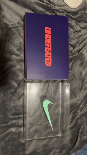 Nike Air Force 1 X Undefeated