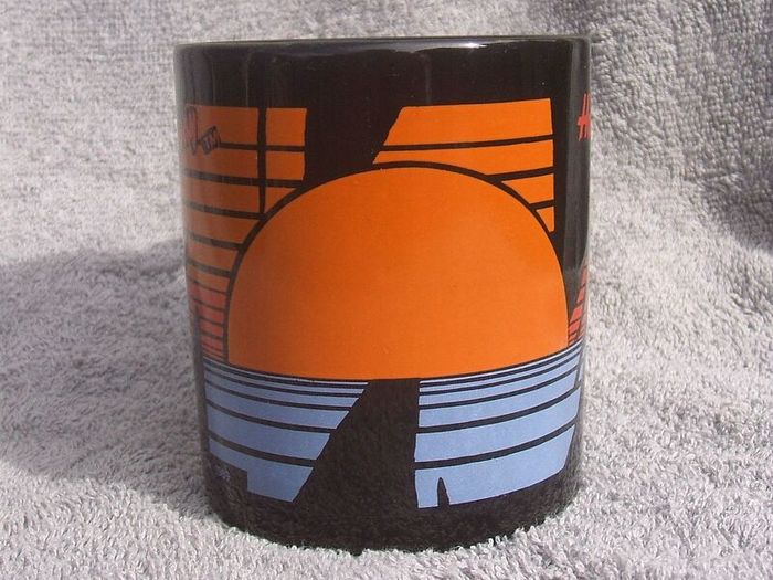 HOME & AWAY (Australian TV soap drama) - a scarce mug by Coloroll (1989) + a free SUMMER BAY badge (early 1990s)
