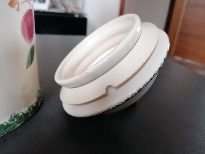 Jar with Lid
