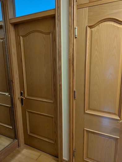 Free now! 4x Solid wood doors + 2x with glass