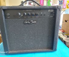 Harley Benton HB-20B Bass Amplifier, in excellent like new condition