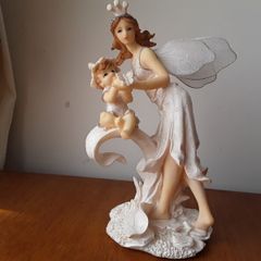figurines