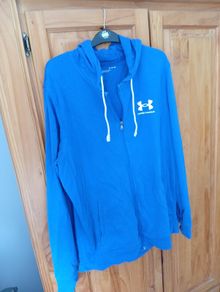 Under armour hoodie XL