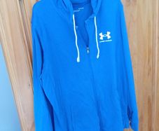 Under armour hoodie XL