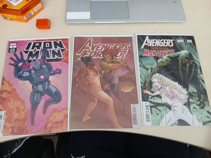 11 x Marvel Variants