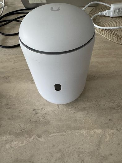 Ubiquiti UniFi Networking Equipment + PoE Switch
