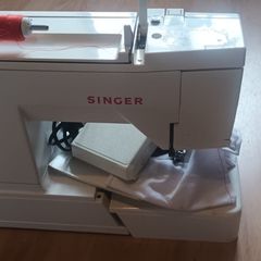 Singer Sewing Machine